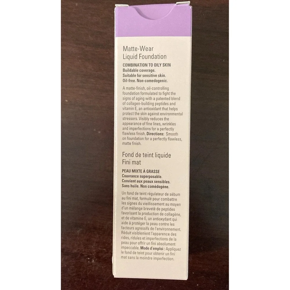 Mary Kay TimeWise Matte Wear Liquid‎ Foundation Ivory 5 Combination - Oily Skin